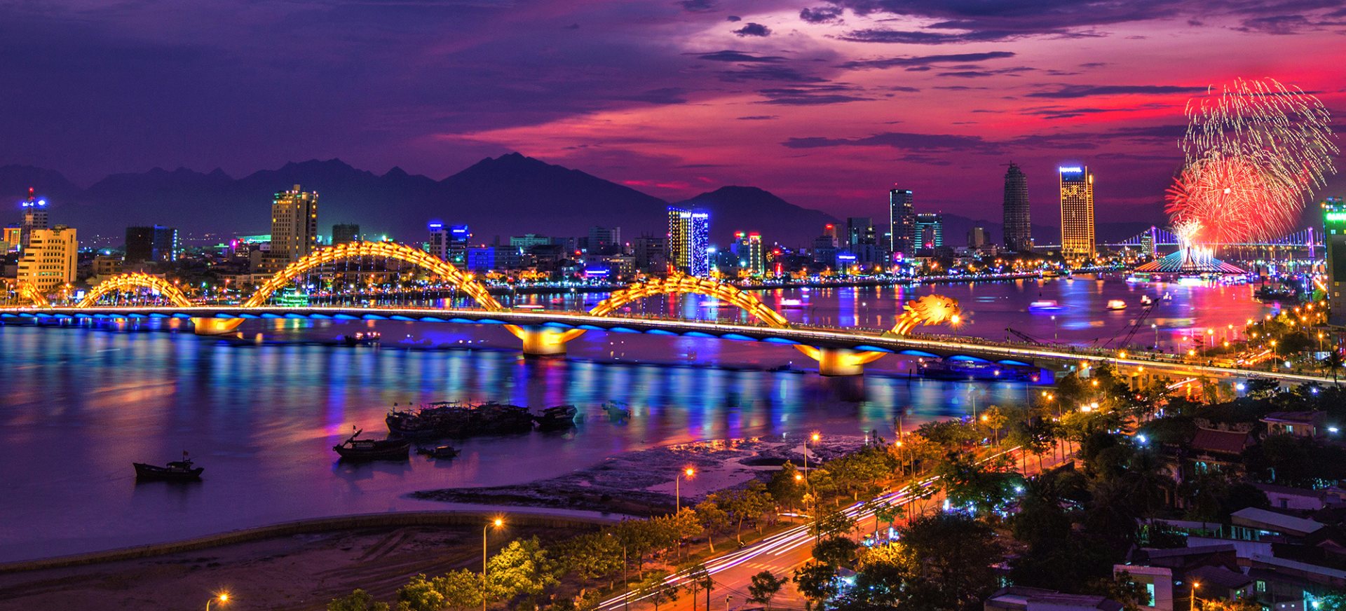 banner du lịch đà nẵng tourism